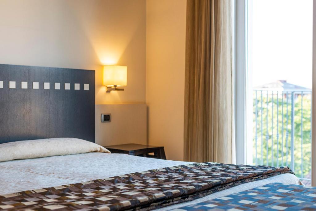Hotel San Marco Fitness Pool & Spa - Superior Double Room With Balcony And Bath