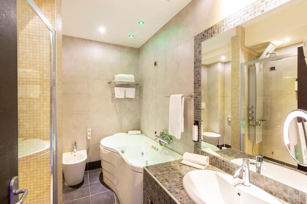 Hotel San Marco Fitness Pool & Spa - Superior Double Room With Bath