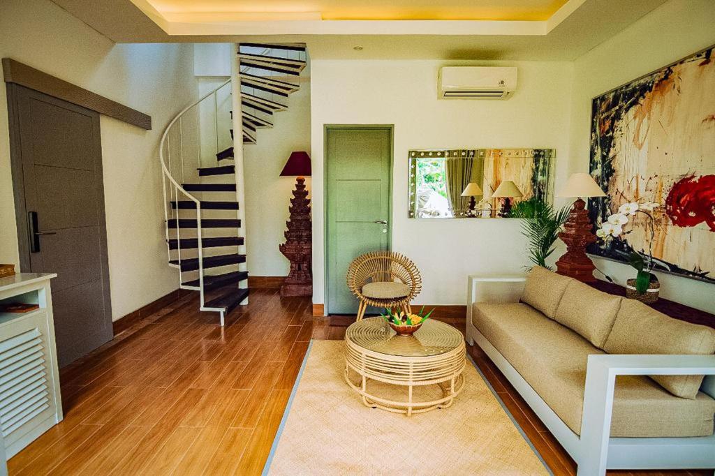 Posezení v ubytování Tanamas Villas Ubud by Best Deals Asia Hospitality