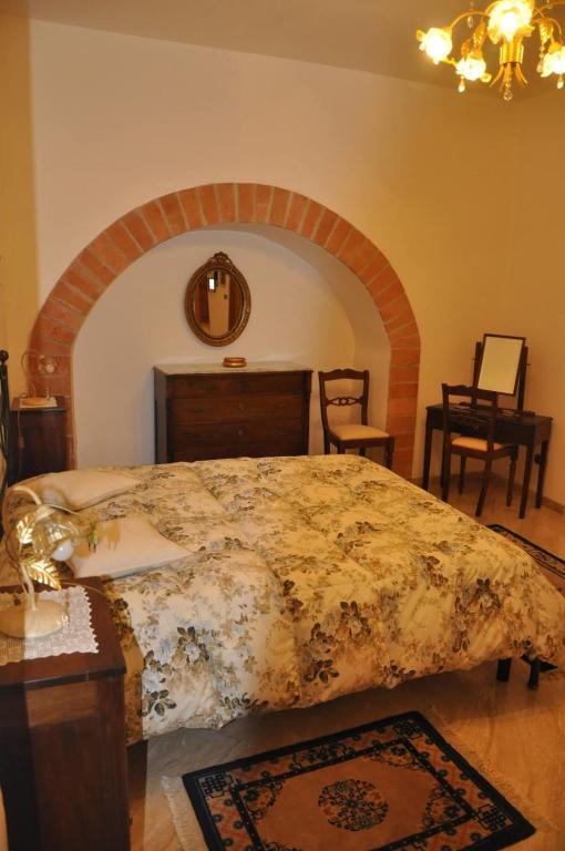 Postel nebo postele na pokoji v ubytování Basilicata Host to Host - Storia, mare e relax - la casa che cercate -