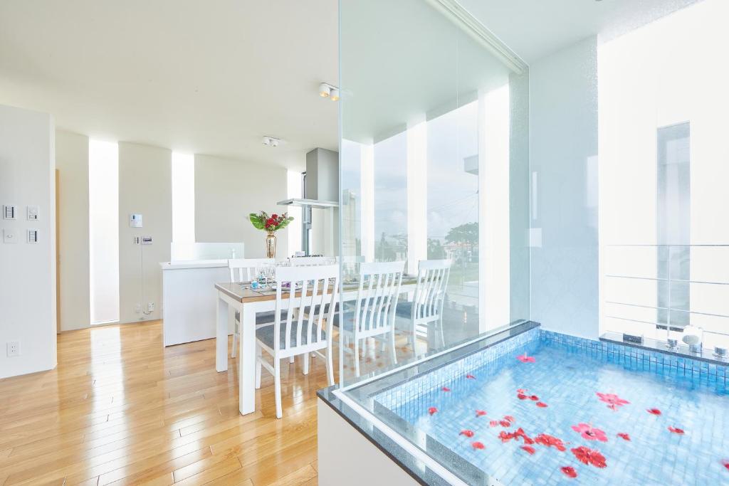 Πισίνα στο ή κοντά στο Resort Villa MOTOBU
