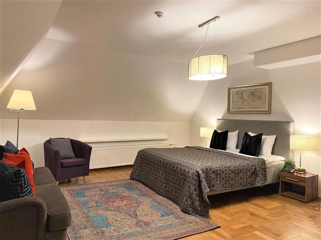 Tallinn City Apartments Old Town Toompea - Deluxe Two-Bedroom Apartment - Kohtu 10