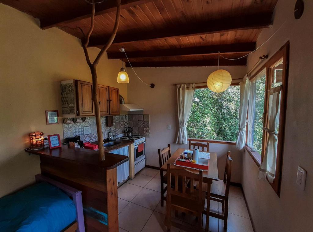 Kuchyň nebo kuchyňský kout v ubytování Cabañas Las Nativas
