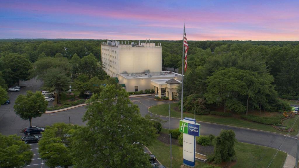 Foto de la galería de Holiday Inn Express Stony Brook-Long Island, an IHG Hotel en Centereach