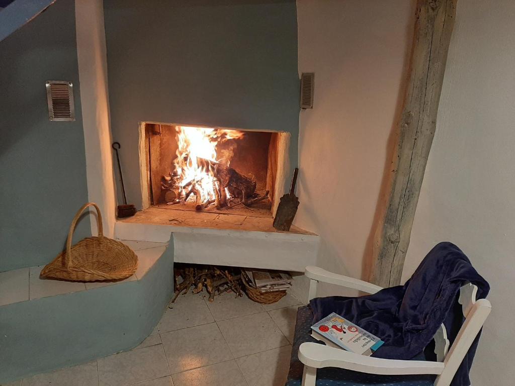 A seating area at CASA RURAL "ECCEHOMO de BORJA"