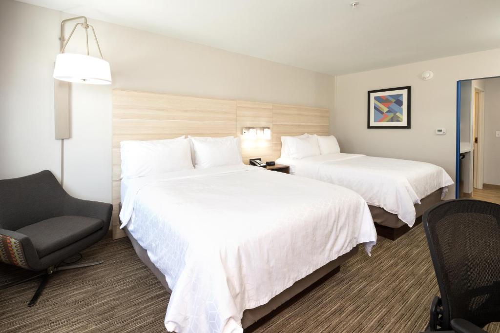 Holiday Inn Express & Suites - Portage, an IHG Hotel - Standard Queen Room Con Due Letti Matrimoniali