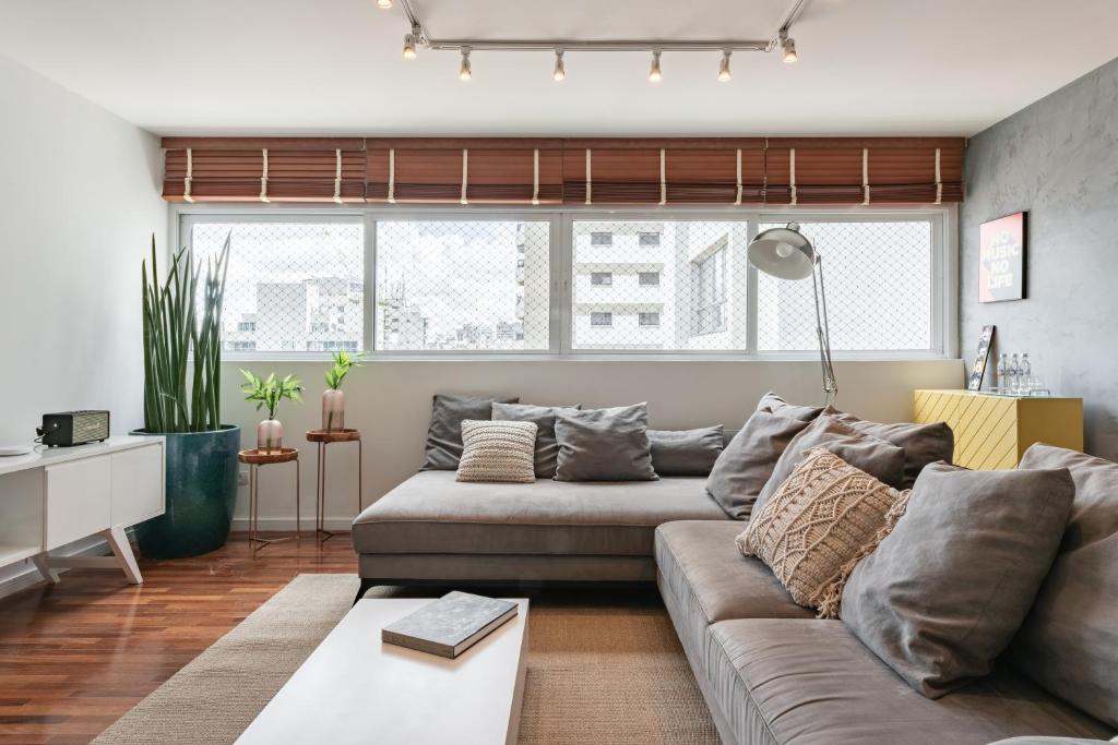  Apartamento amplo com 2 quartos - Jardim Paulista