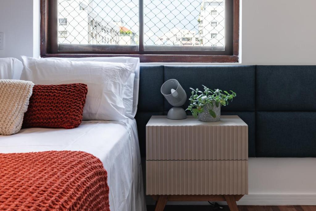  Apartamento amplo com 2 quartos - Jardim Paulista