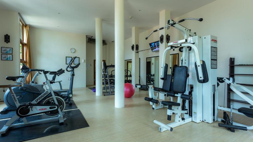 Fitness centrum a/nebo fitness zařízení v ubytování Phi Phi Holiday Resort, Leam Tong Beach