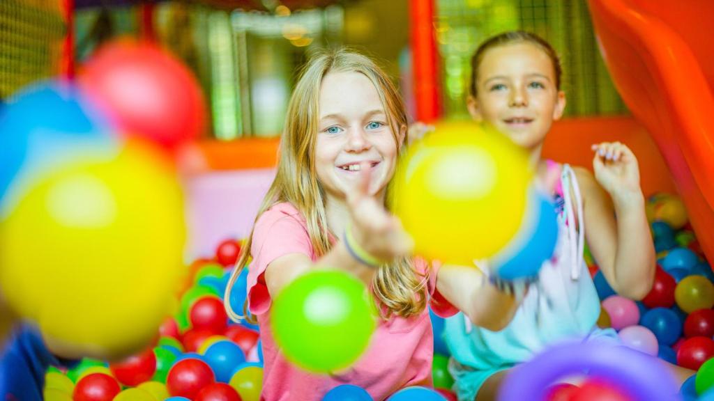 Holiday Ao Nang Beach Resort, Krabi - Resim 42