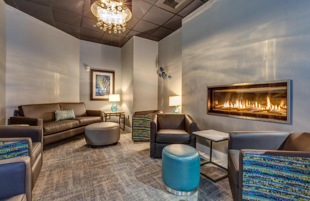 Posezení v ubytování Holiday Inn & Suites Bellingham by IHG