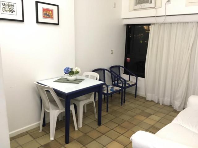  Flat em Ondina (ap.404)