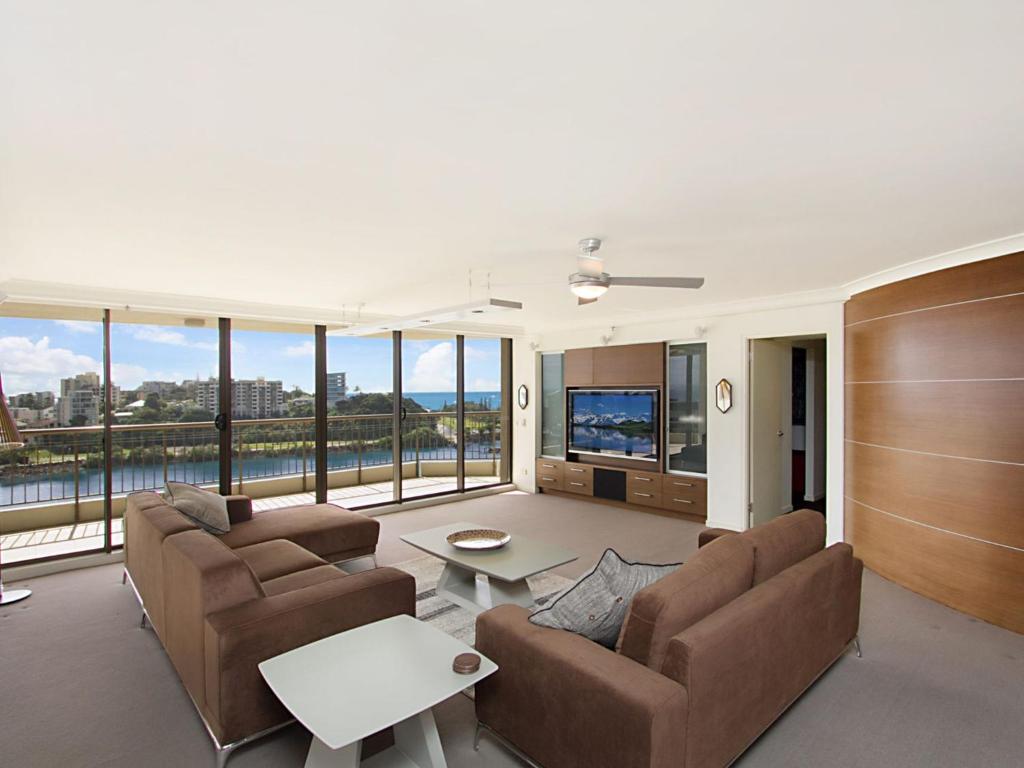 A seating area at Seascape Apartments Unit 1201A - Luxury apartment with views of the Gold Coast and Hinterland