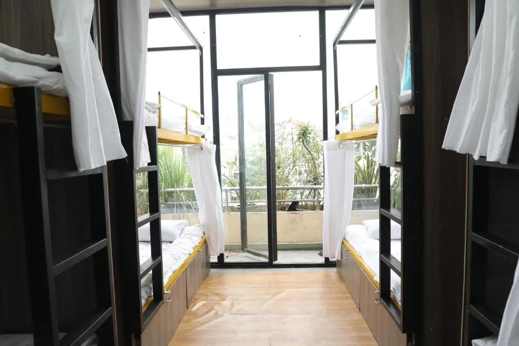 D-Dorm #2, Ho Și Min, Vietnam
