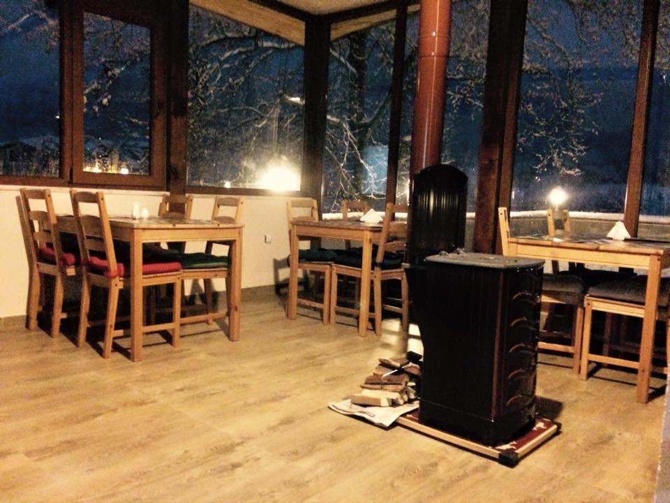 Restaurace v ubytování Kapri Termal Hotel & Kaplica Yalova