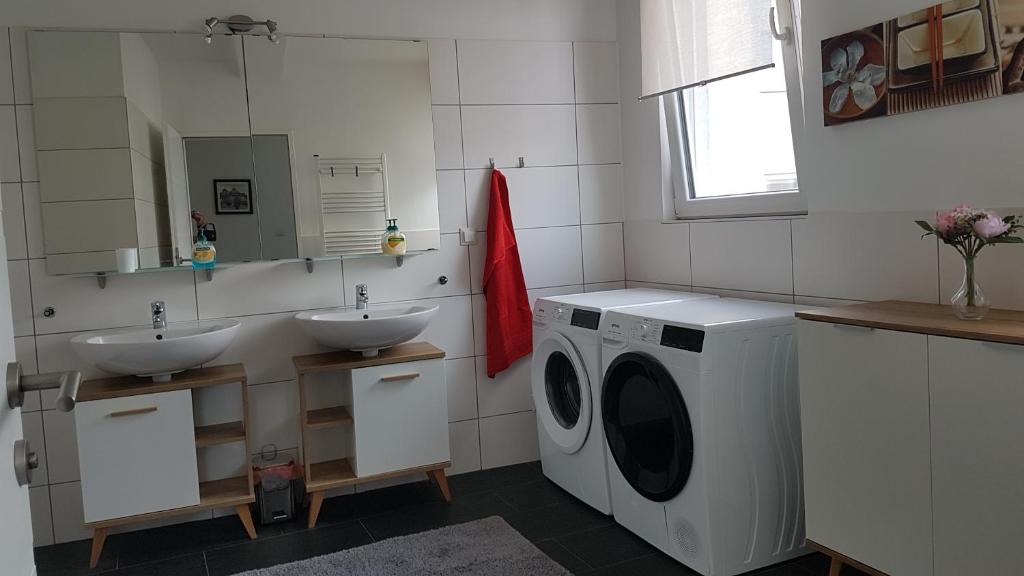 Kuchyň nebo kuchyňský kout v ubytování Moderne Maisonette mit Terrasse
