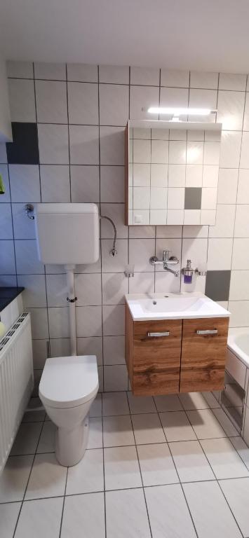 Koupelna v ubytování LaWie am Attersee