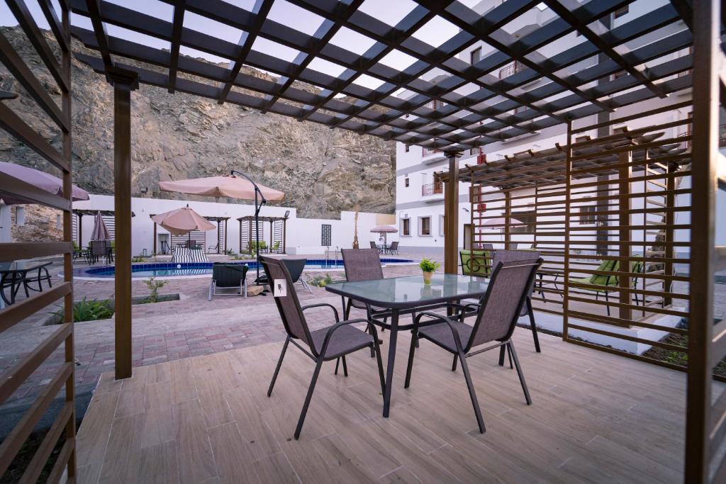 Patio nebo venkovní prostory v ubytování Riyam Hotel