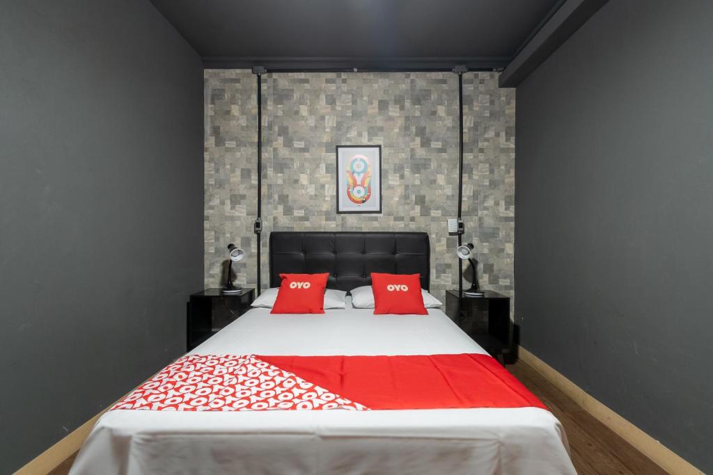  OYO Hotel Massimo Brooklin