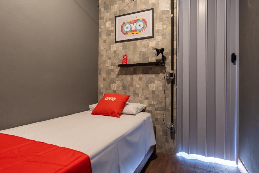  OYO Hotel Massimo Brooklin