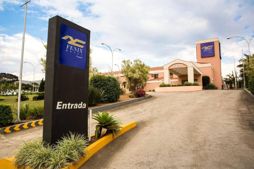  Fênix Hotel Varginha