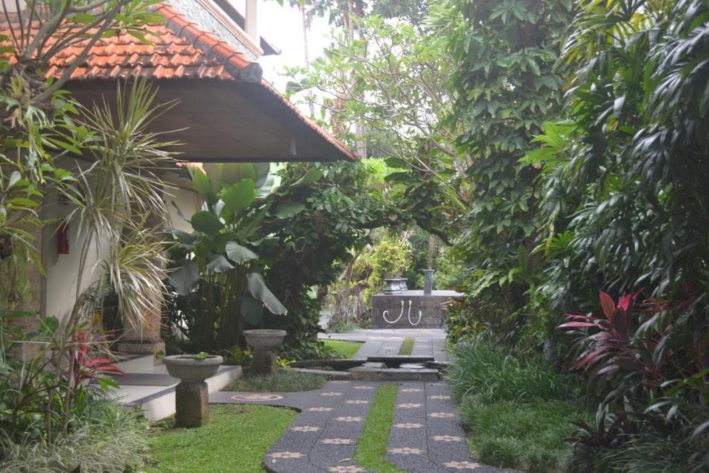 Zahrada ubytování The Taman Ayu