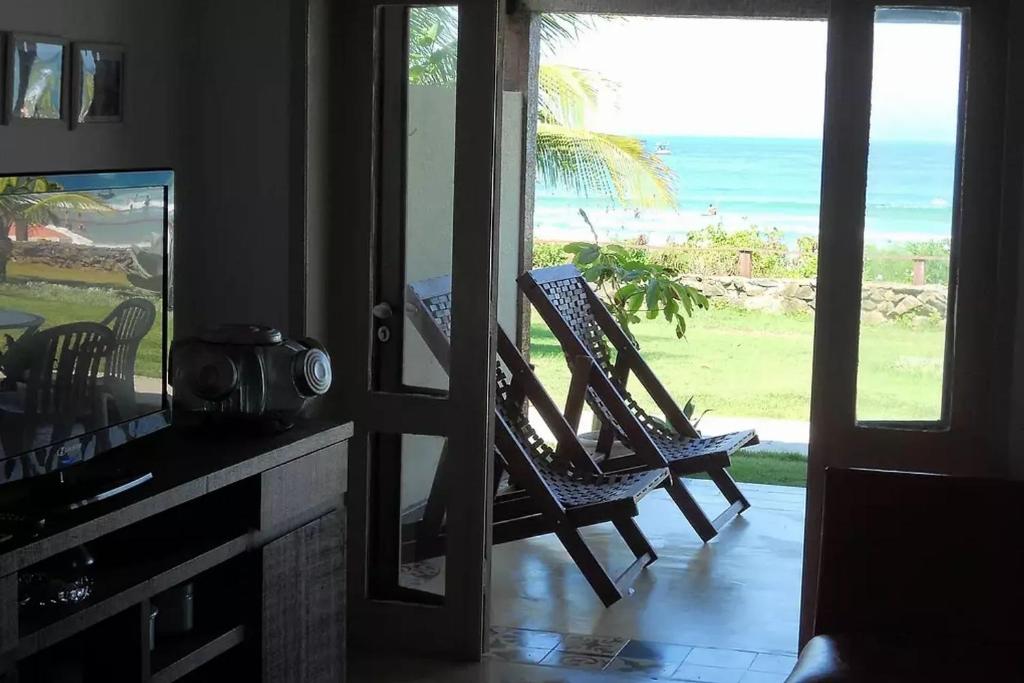  CASA PRAIA GERIBA CONDOMINIO DE LUXO Pe NA AREIA
