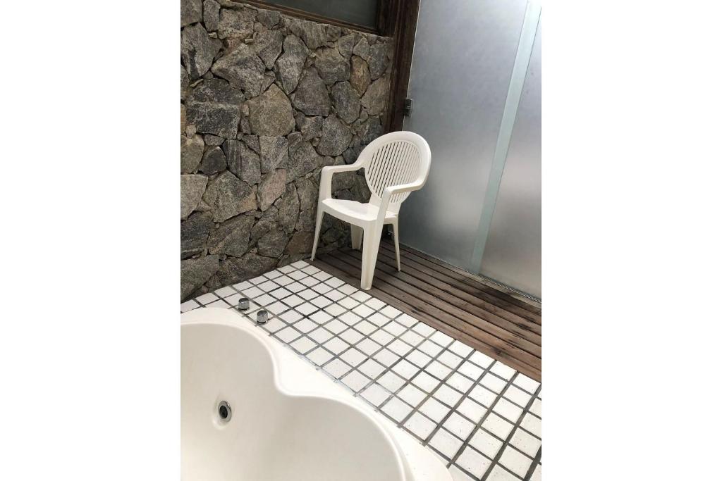  LUXUOSA CASA CONDOMÍNIO BEIRA MAR - 5 Qts - MANGUINHOS