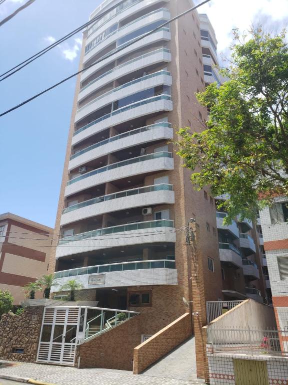  APARTAMENTO Vl GUILHERMINA 90 METROS DA PRAIA - AR CONDICIONADO !! !!!