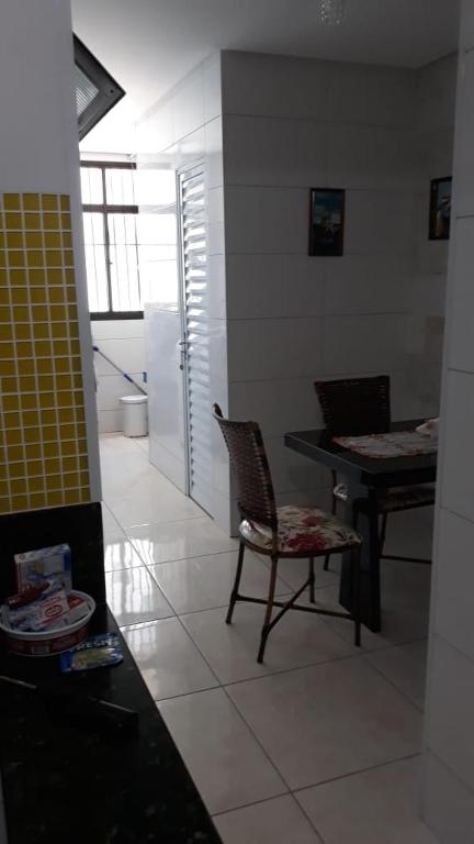  Apartamento praia Itapoã
