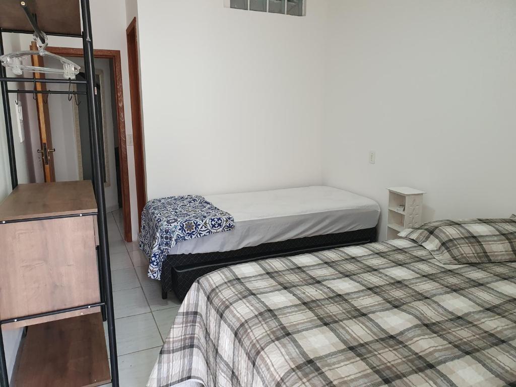 Triplex em Condomínio Clube frente mar