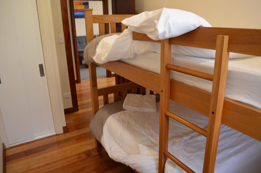 Villa 185- Central Masterton - Resim 13