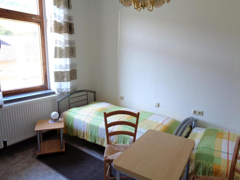 Pension Bahnmeister - Apartamento De Tres Dormitorios