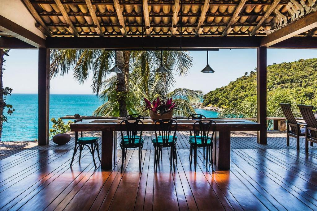 Gallery image ng Casa luxuosa com vista para praia em Ilhabela sa Ilhabela