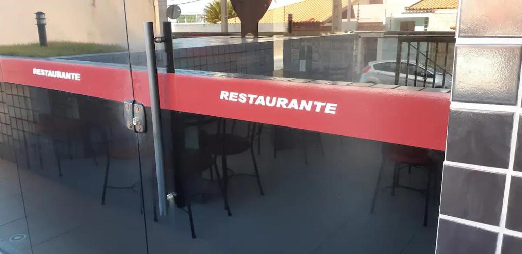  Apt mobiliado com piscina