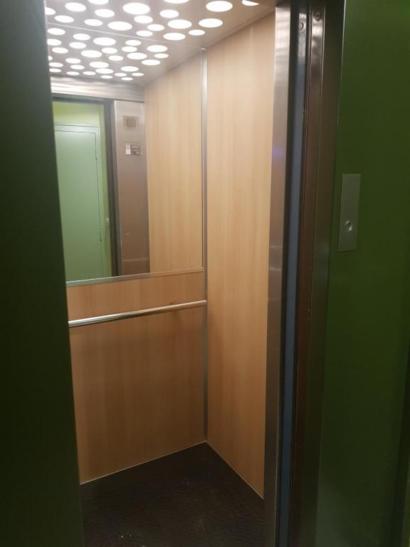 Fotografie z fotogalerie ubytování grand studio dans une résidence prive avec une cuisine et salle de bain séparé un parking gratuit et une magnifique vue sur les montagness v destinaci Marnaz