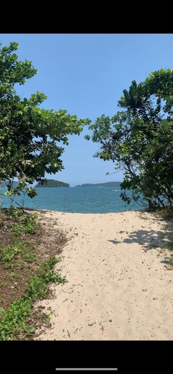  Casa Praia - Puruba - Trindade - Camburi das Pedras