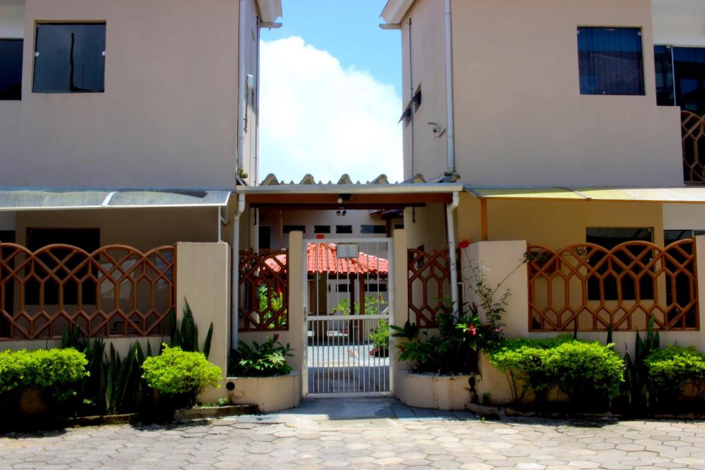  Apartamento familiar a 200m da areia da praia