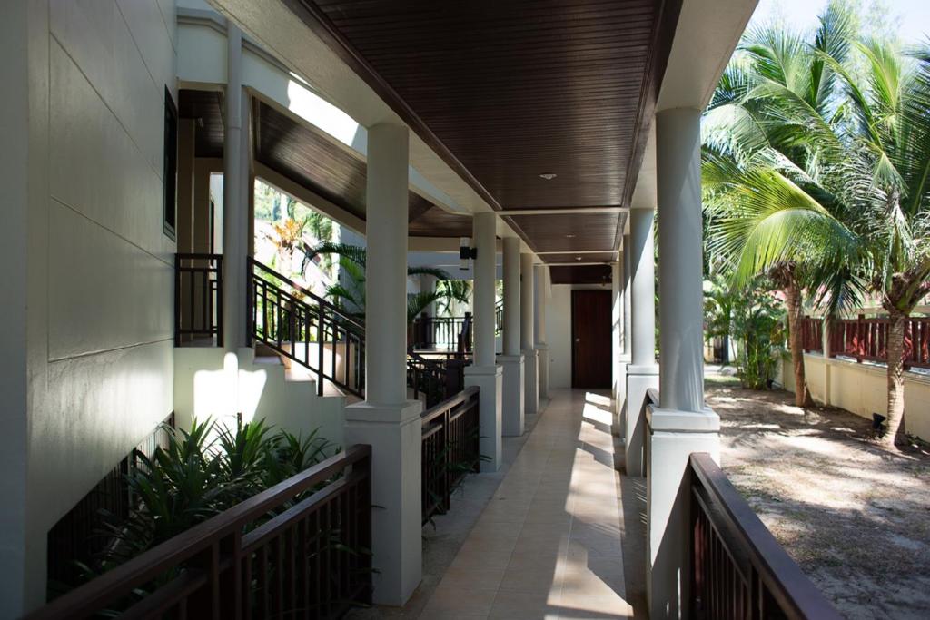 Balkón nebo terasa v ubytování Klong Prao Resort
