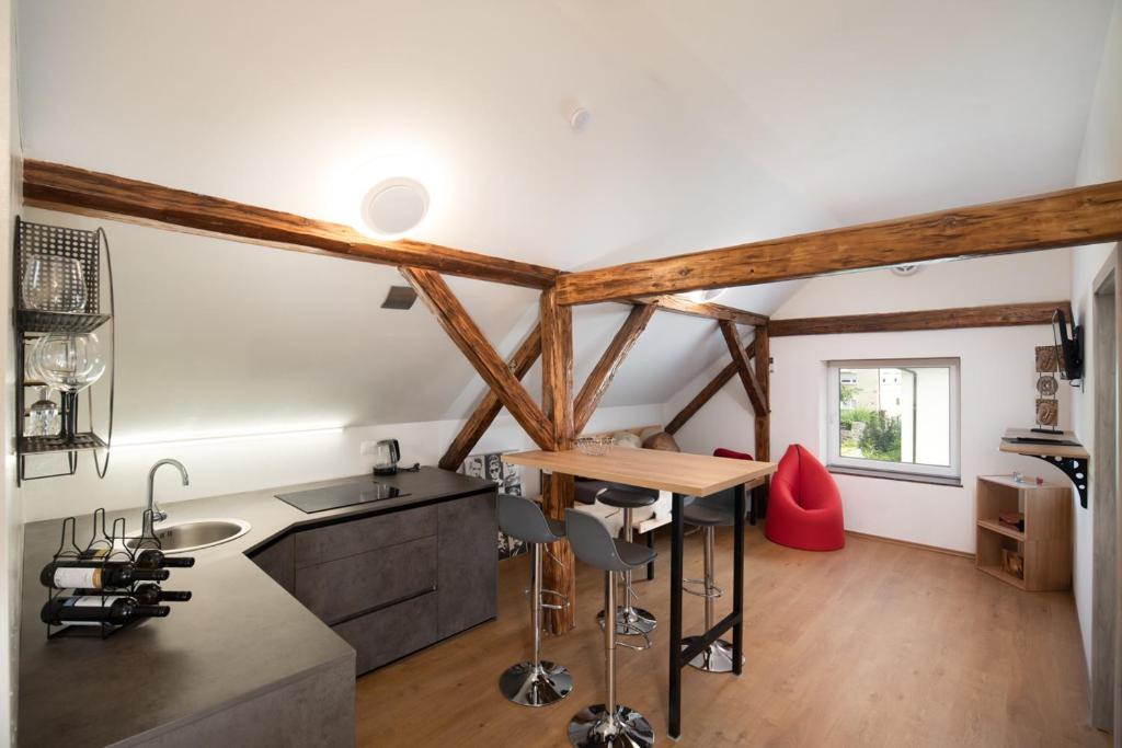 LTE Apartments - 