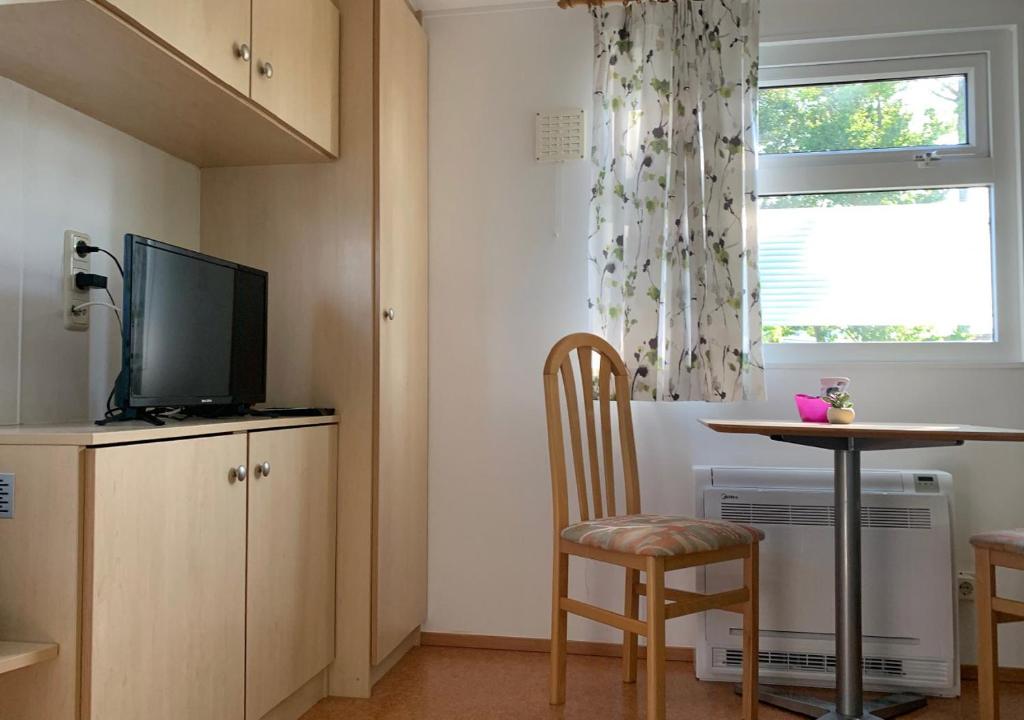 Kuchyň nebo kuchyňský kout v ubytování Chaletparc Krabbenkreek Zeeland - Hotel rooms "Terra Mare"