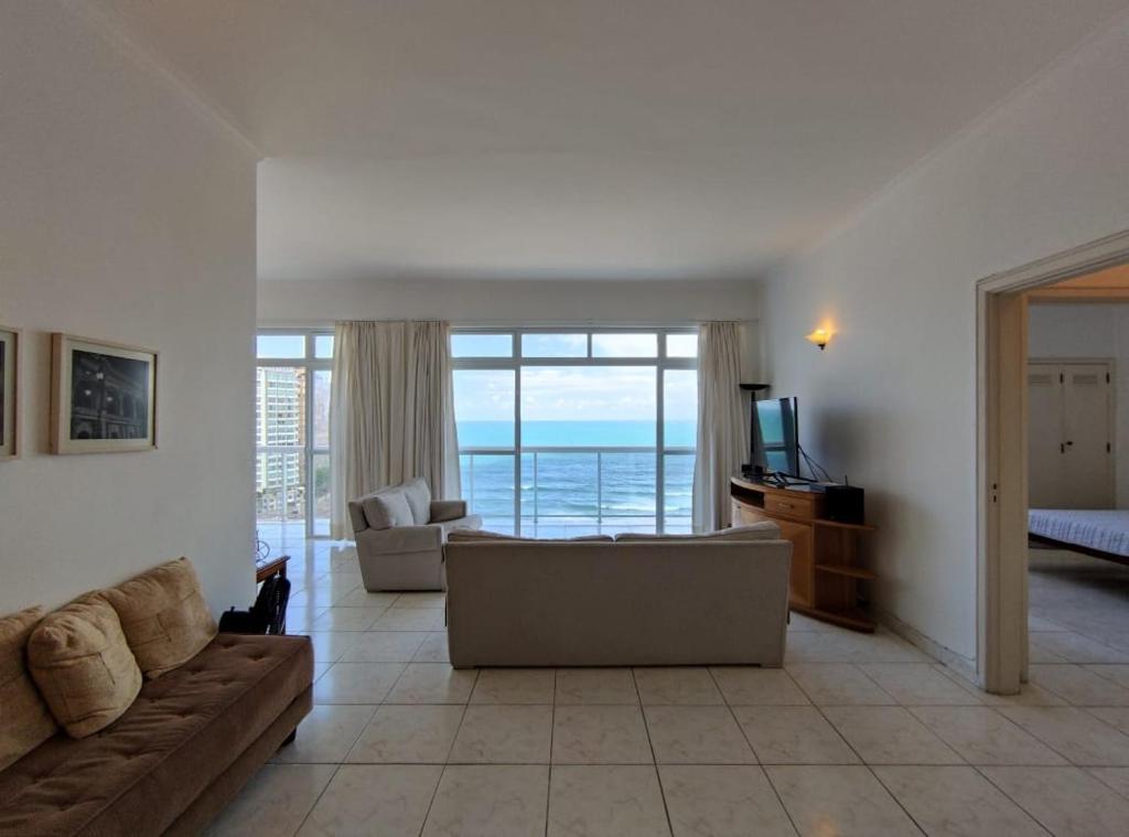  Linda vista 4 quartos Pitangueiras