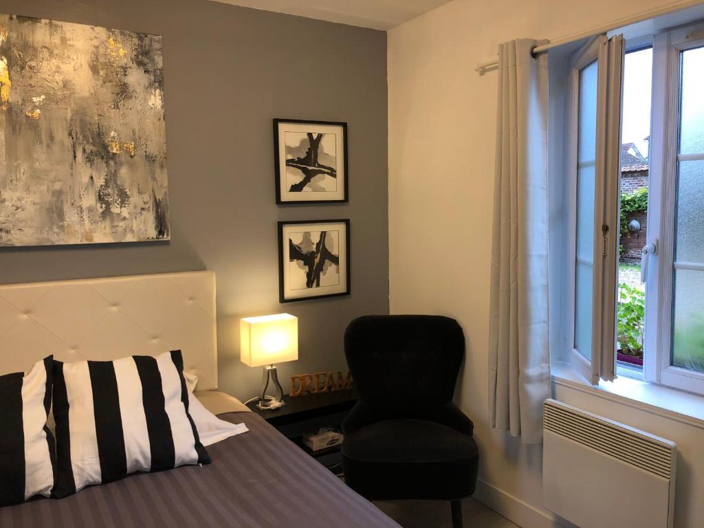 Maison Quatre Freres - Luxe Queen Room