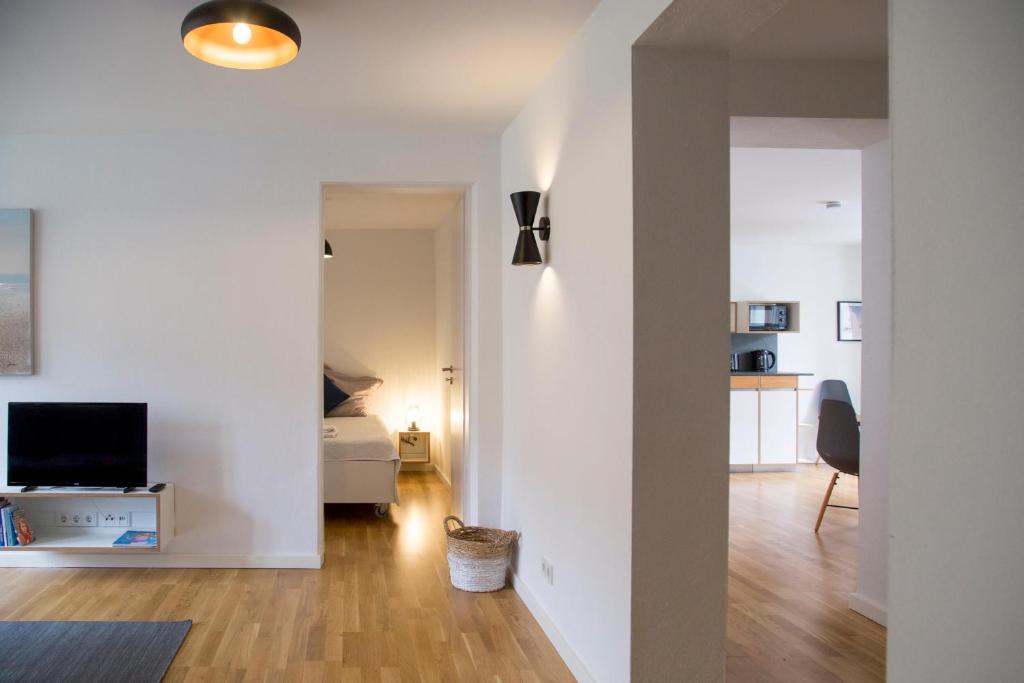Madflats Hotel-Apartments S-Bahn Friedenau - Three-Bedroom Apartment