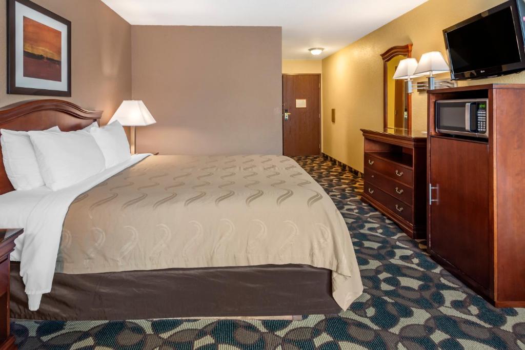 Quality Inn Paradise Creek Pullman photo