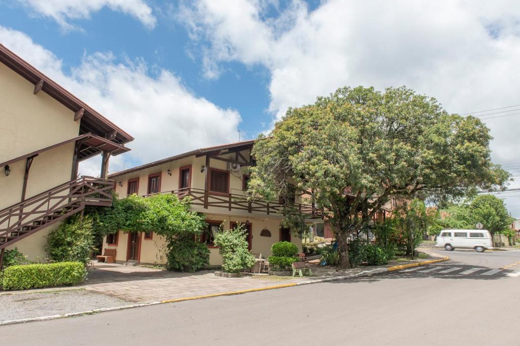 Pousada Floratta Nossa Casa  Pousada Floratta Nossa Casa