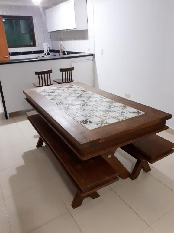  IMPERDIVEL ! Apt térreo tipo casa em cond fechado