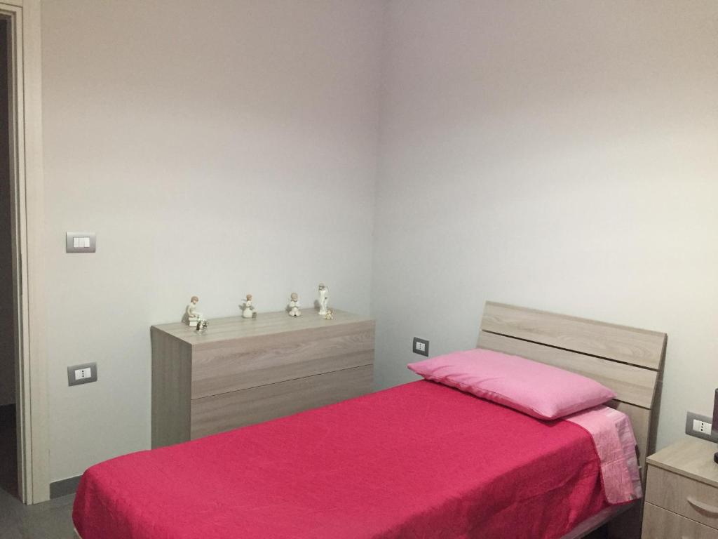 A bed or beds in a room at house231