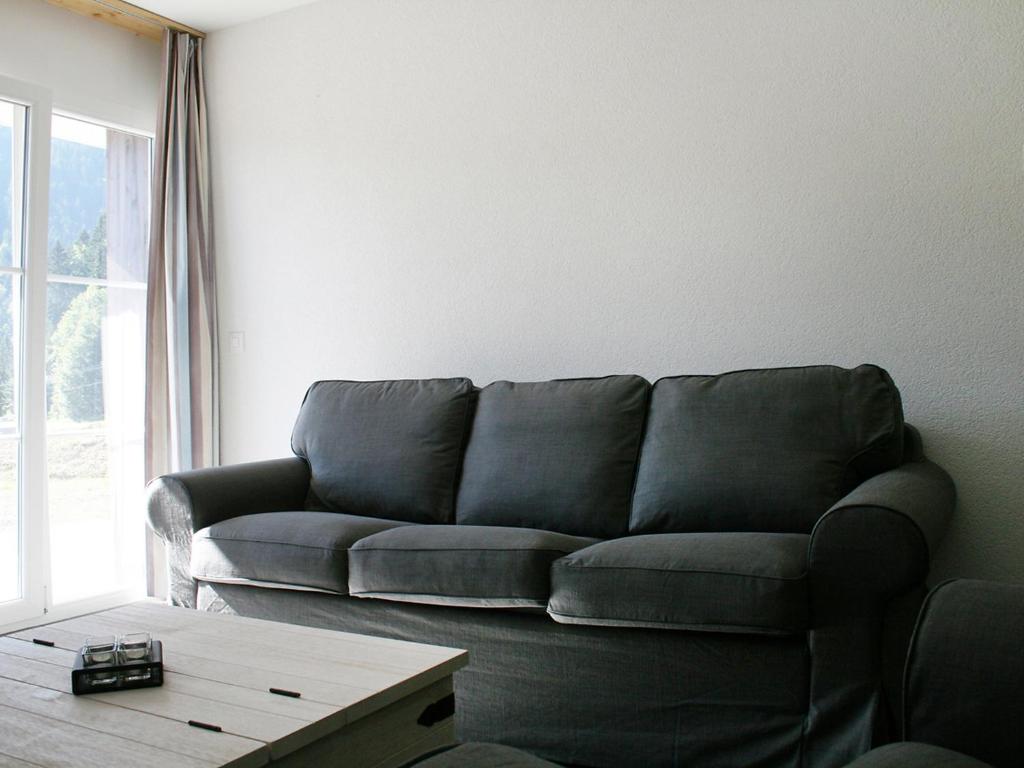Posezení v ubytování Apartment Andromède 2-pièces A24 by Interhome