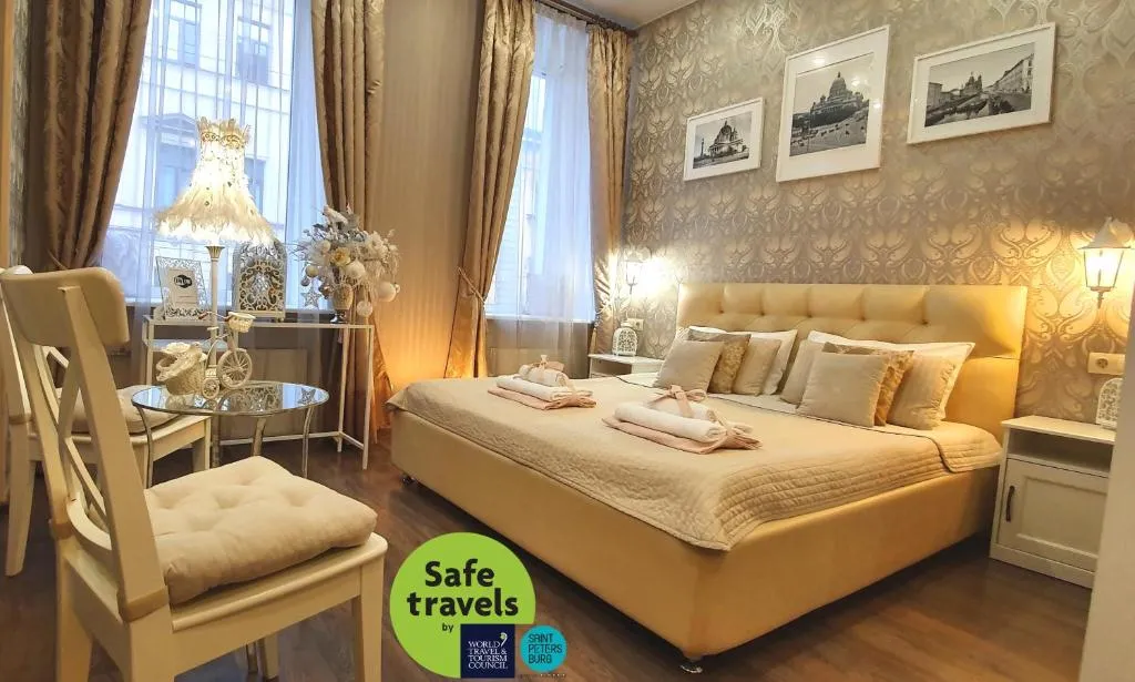 Silver Sphere Inn, Sankt Petersburg, Rusia